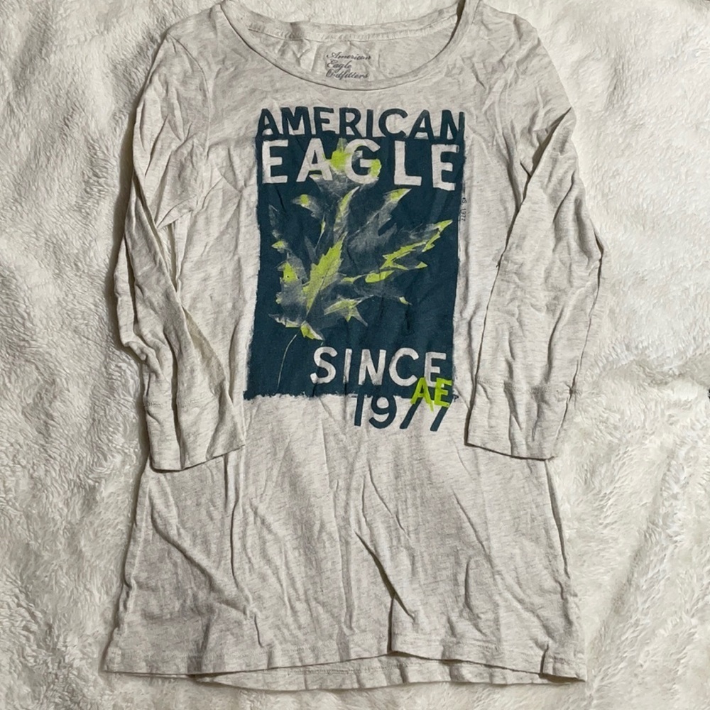 American Eagle Quarter Sleeve Shirt‎